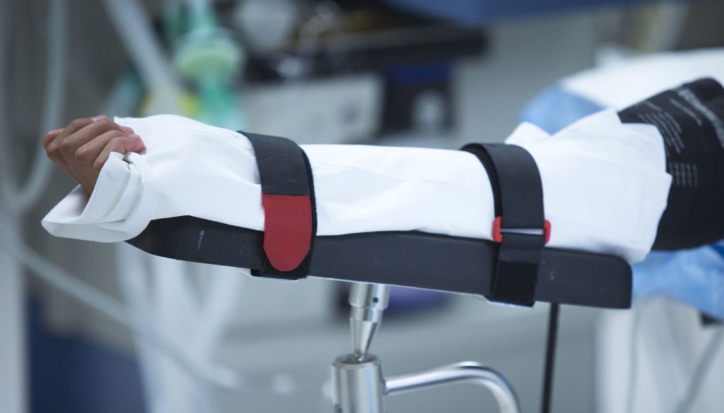 جراحة عظام بالغين