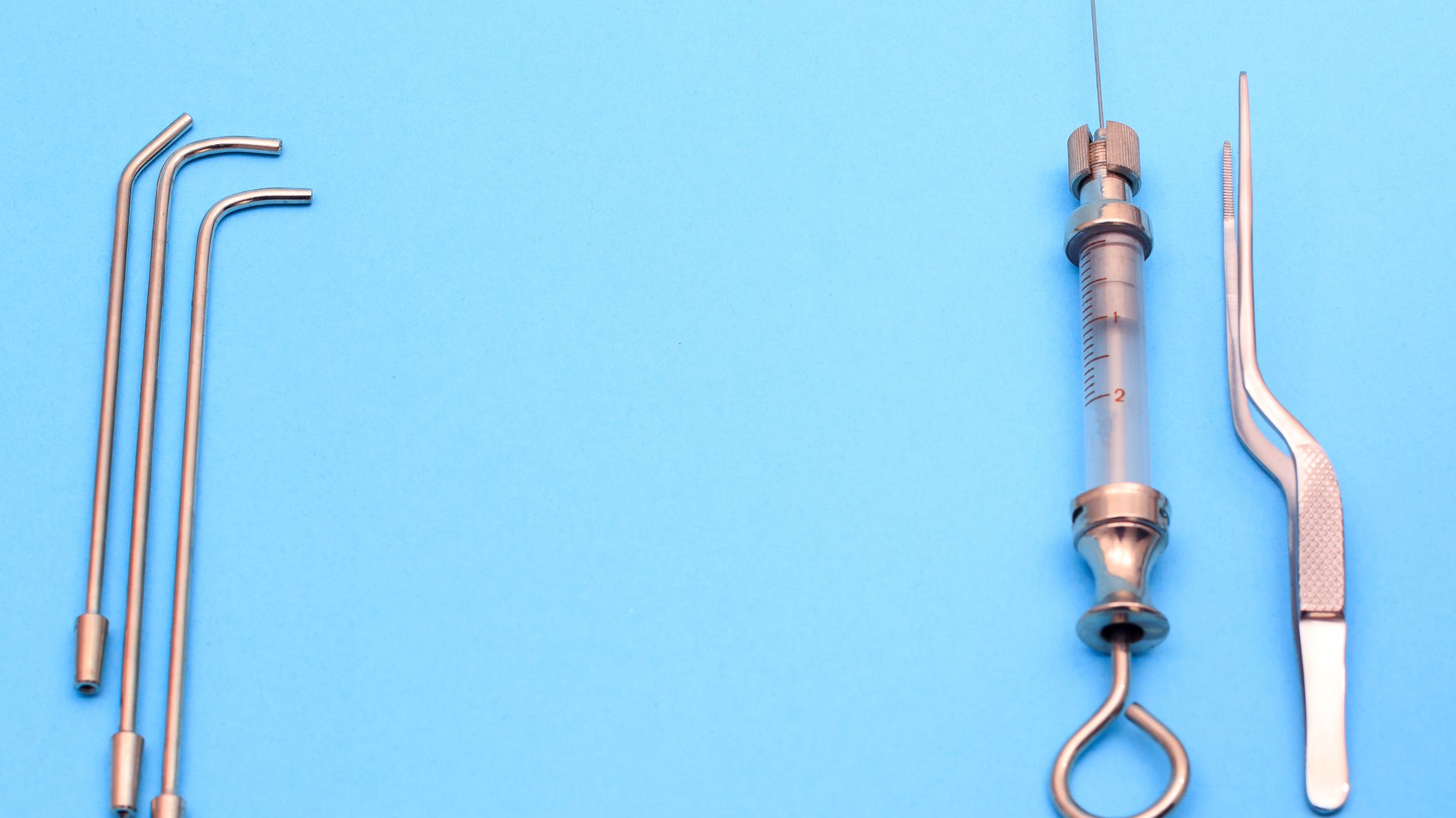 استئصال اللوزتين واللحمية