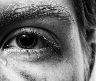 علاج فرط الدموع